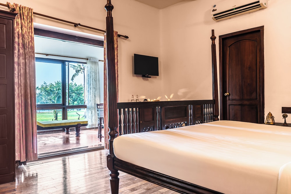 Seaview Room