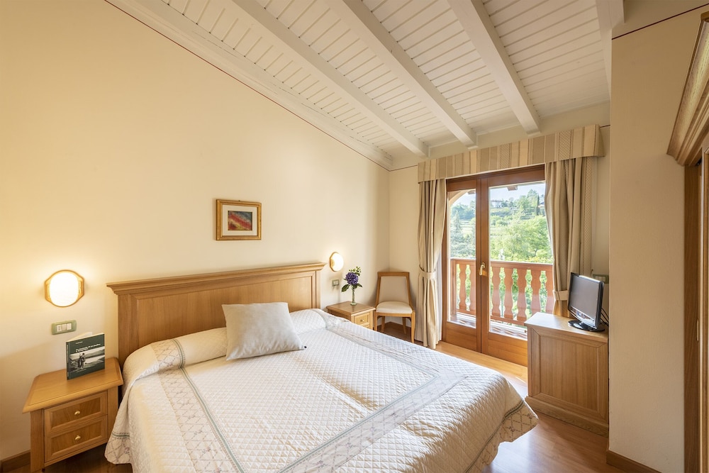 Junior Suite, Kitchenette photo 1