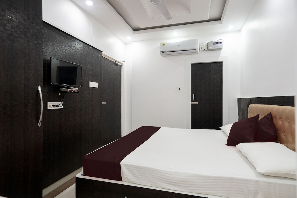 Deluxe Room - Photo 4