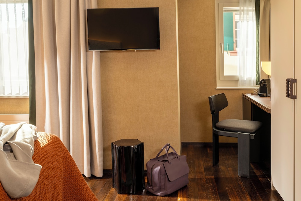Executive Double Room - Photo 2