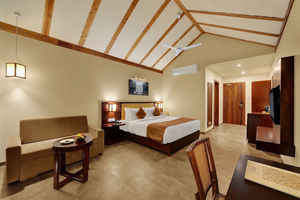 Deluxe (Winter Green Premium Cottage) - Photo 1