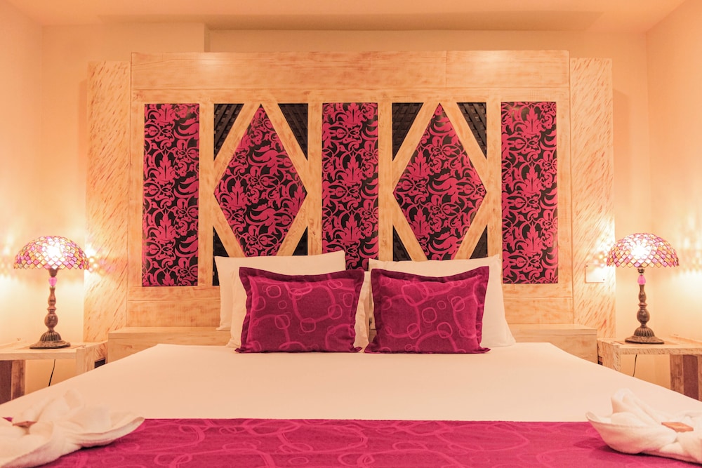 Superior Room, 1 King Bed