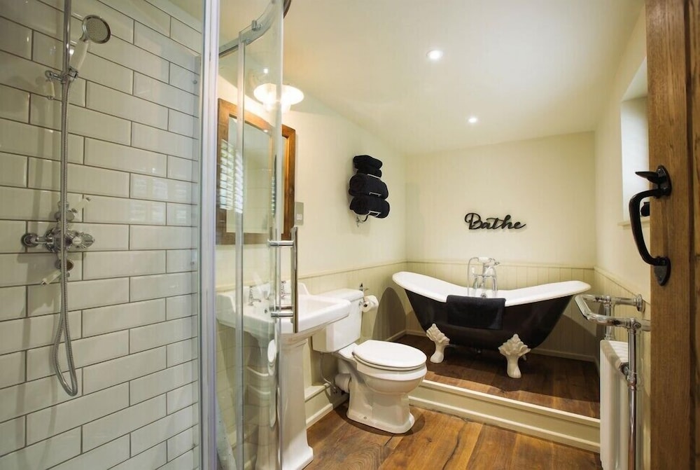 Deluxe Double Room, Patio, Garden Area photo 3