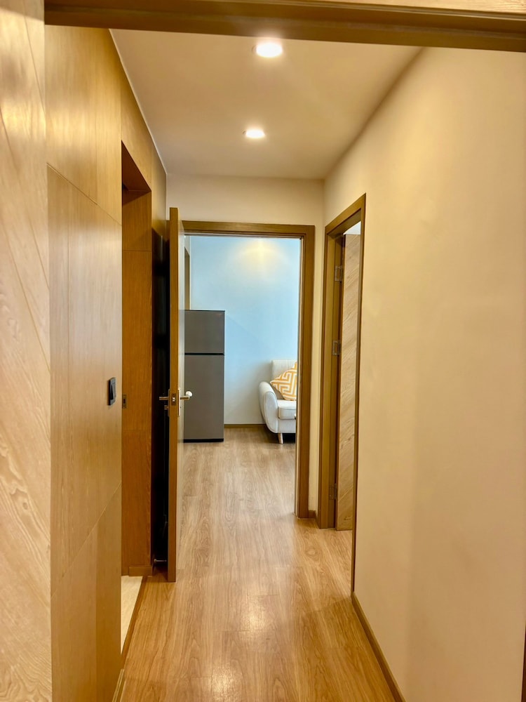 Premier Suite - Photo 11