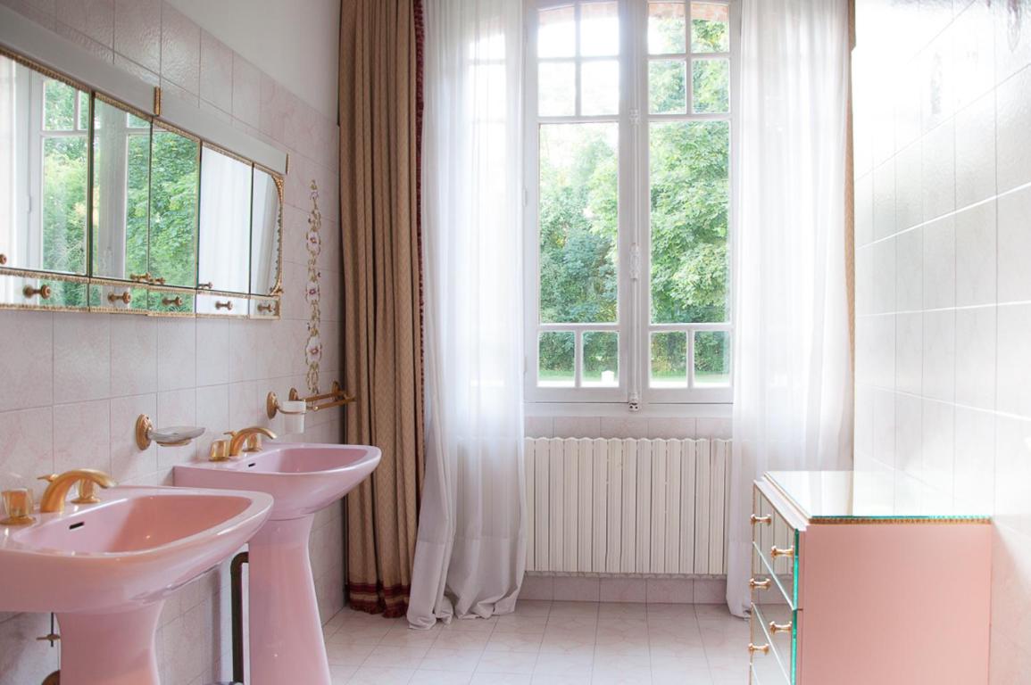 King Room with Garden View