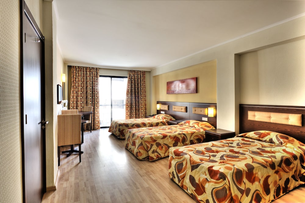 Standard Suite, City View