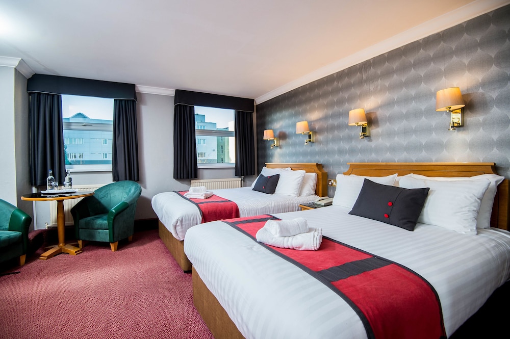 Executive Twin Room, 2 Double Beds photo 2