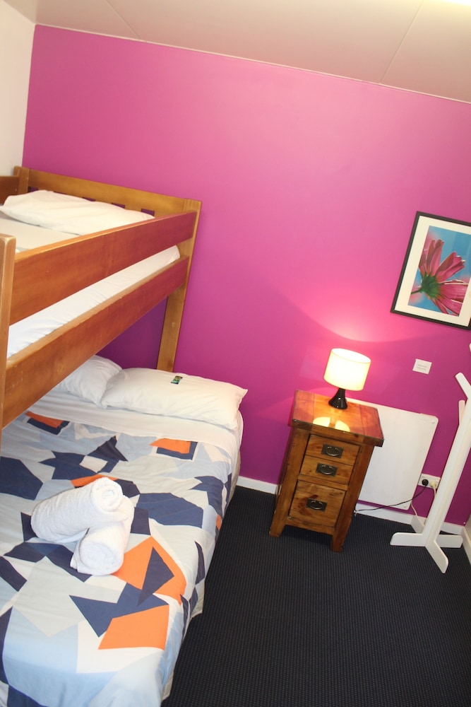Basic Twin Room