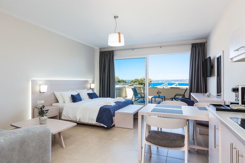 Standard Studio, Sea View (1st floor) - Photo 3