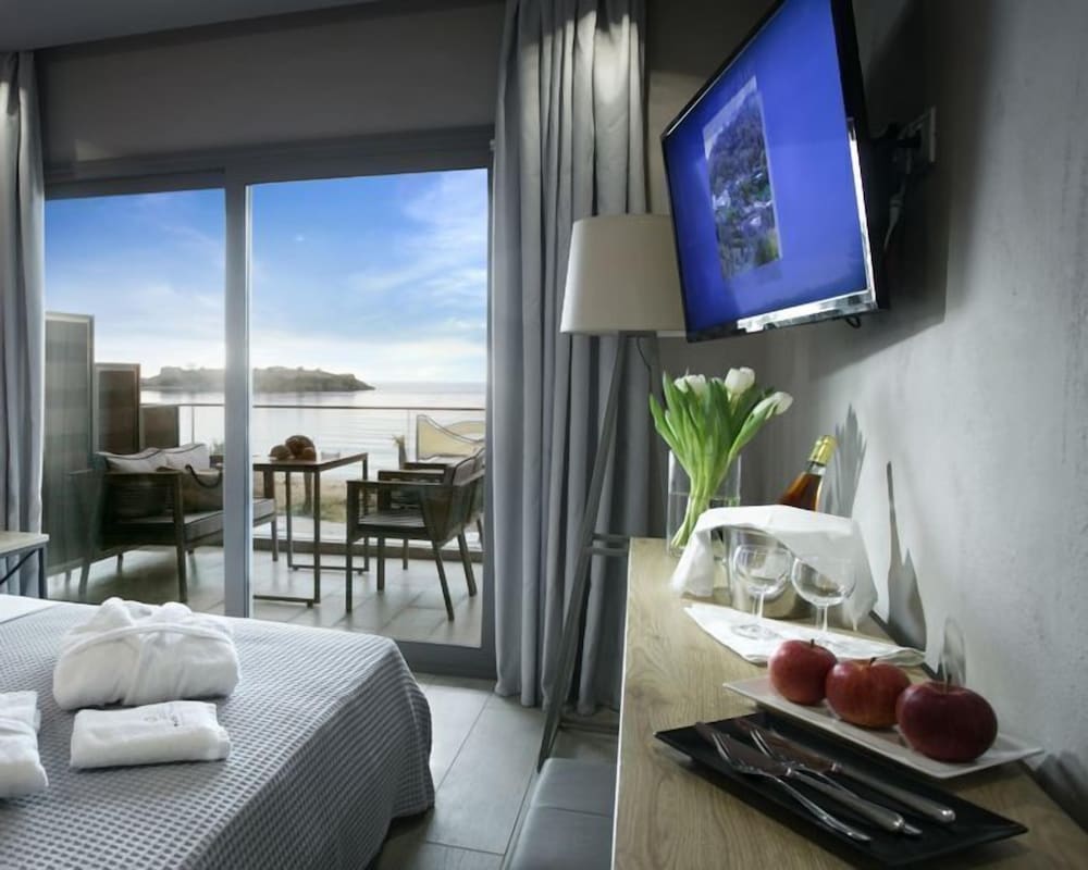 Superior Studio, Sea View