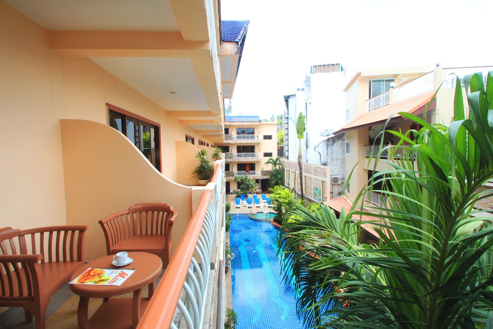 Superior Double or Twin Room - Photo 14
