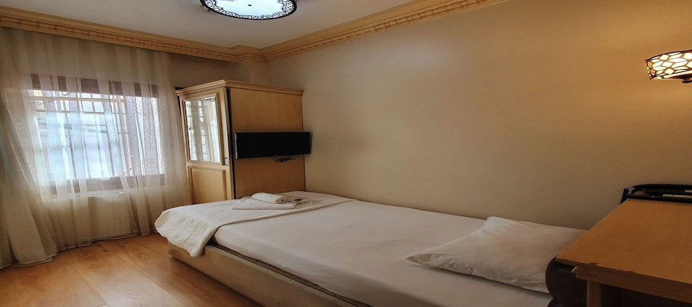 Single Room photo 2