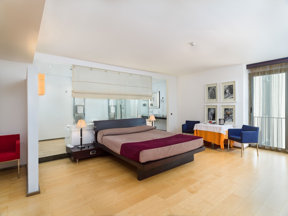 Executive Double Room - Photo 2