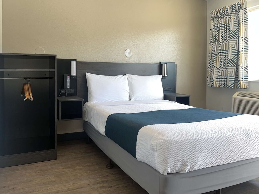 Motel 6-Tulare, CA, Foto 7