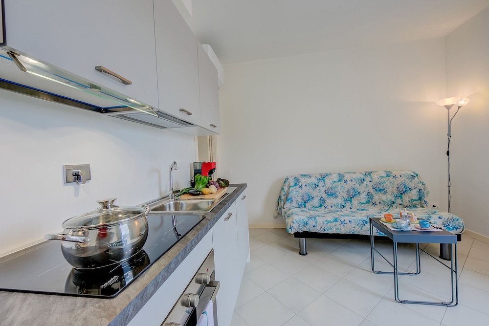 Family Apartment, 1 Bedroom (Mareazzurro Hill- Panorama View) photo 2