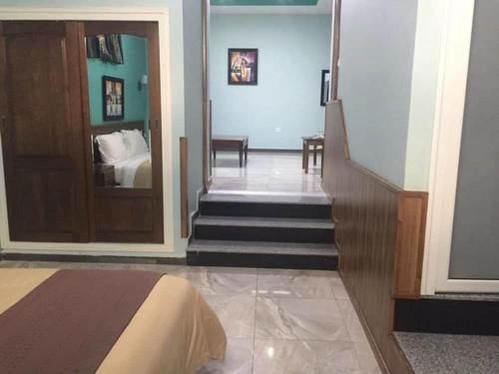 Suite photo 3