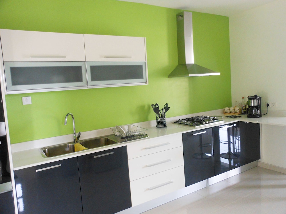 Apartment, 2 Bedrooms, Balcony, Pool View