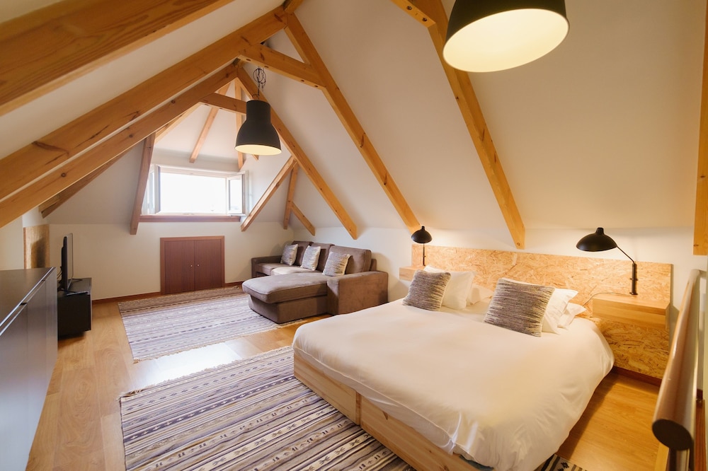Duplex, River View