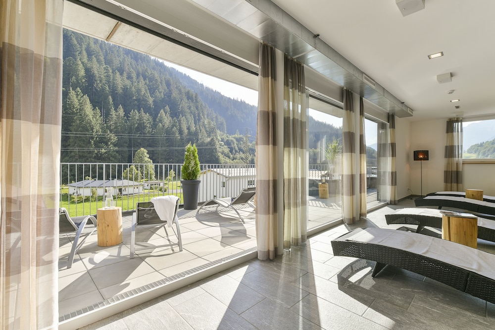 Standard Double Room, Kitchenette, Garden Area