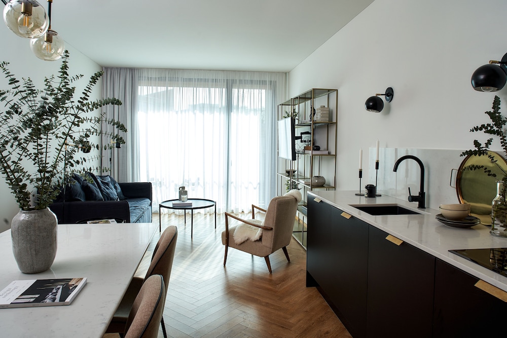 Deluxe Apartment, 1 Bedroom, River View (4 pax) - Photo 1