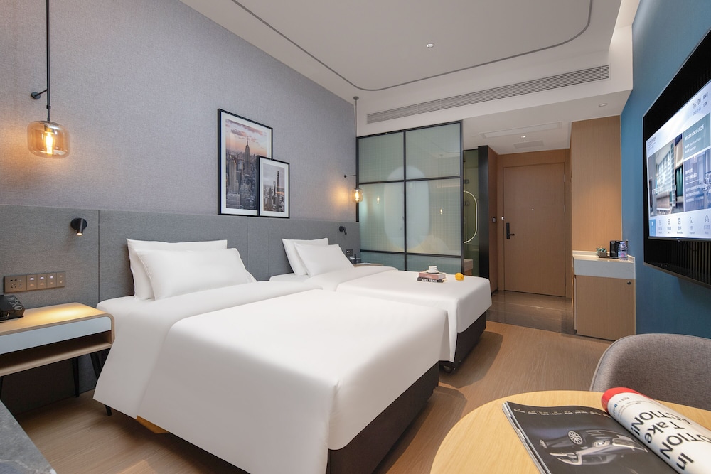 City Twin Room photo 3