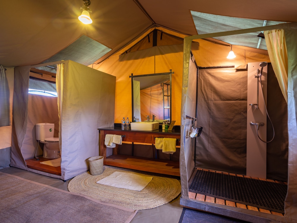 Luxury Tent Single/Double - Photo 4