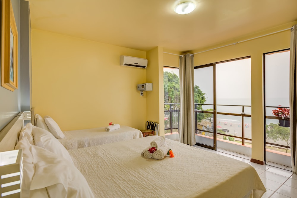 Suite Triplo de Luxo Superior Com Vista Frontal do Mar photo 3