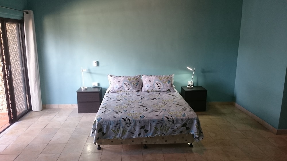 Standard Quadruple Room, 1 Bedroom, Pool View, Ground Floor photo 2