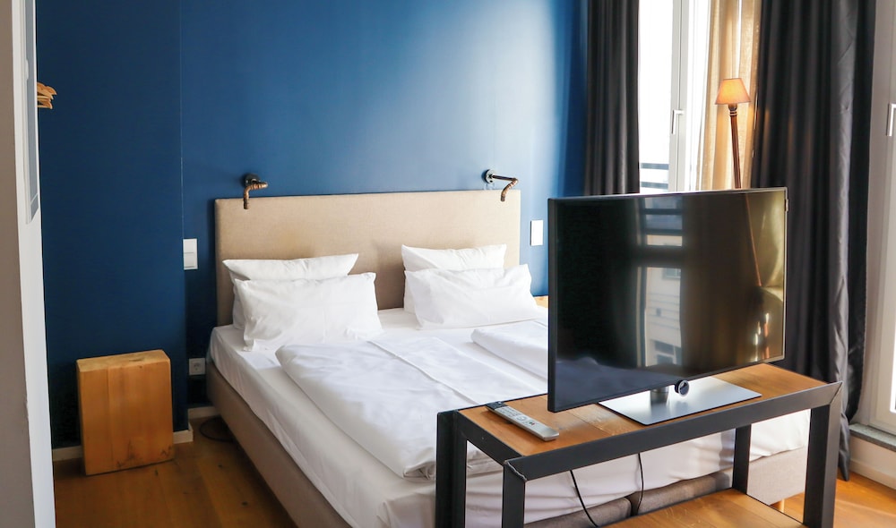 Studio (Triple Room)