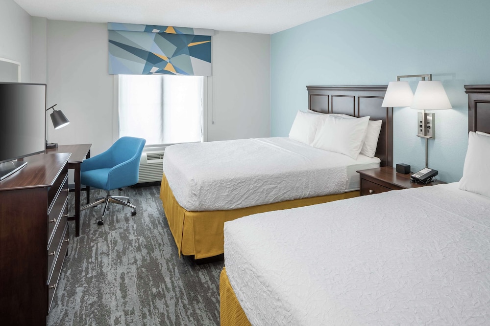 Room, 2 Queen Beds, Non Smoking - Photo 1