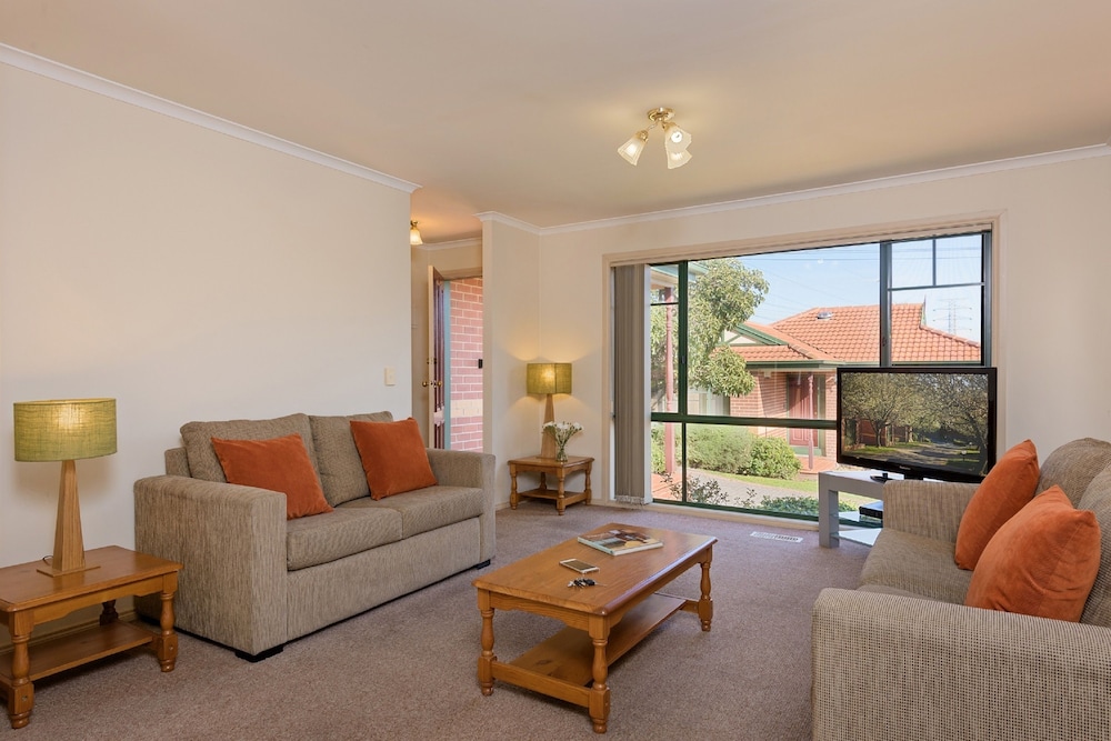 One Bedroom Townhouse photo 2