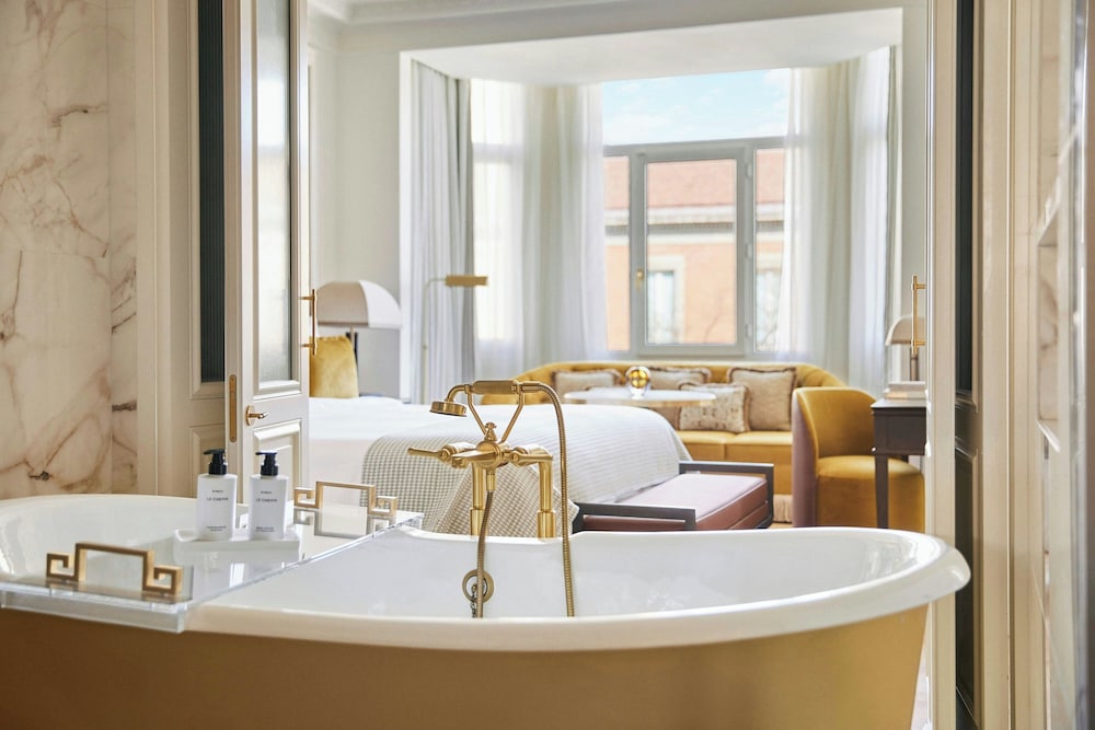 Neptuno Suite