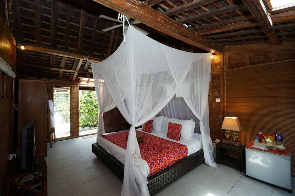 Deluxe Room (Shiva Deluxe)