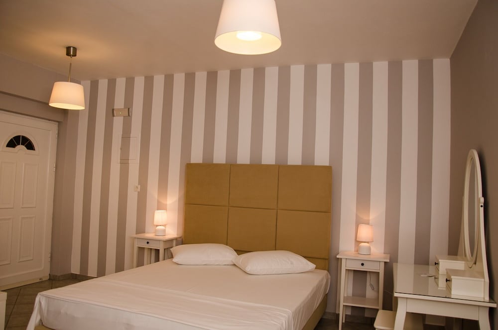 Superior Triple Room photo 1
