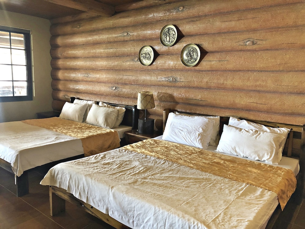 Log Cabin for 5 photo 1