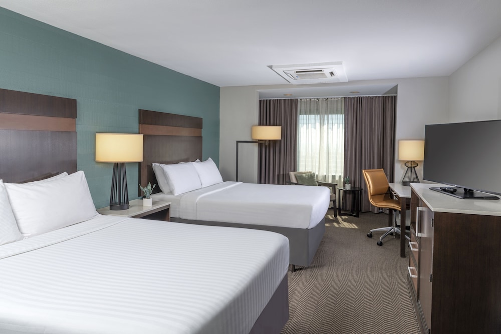 Deluxe Room, 2 Queen Beds (CLASSIC 2 QUEEN) - Photo 1
