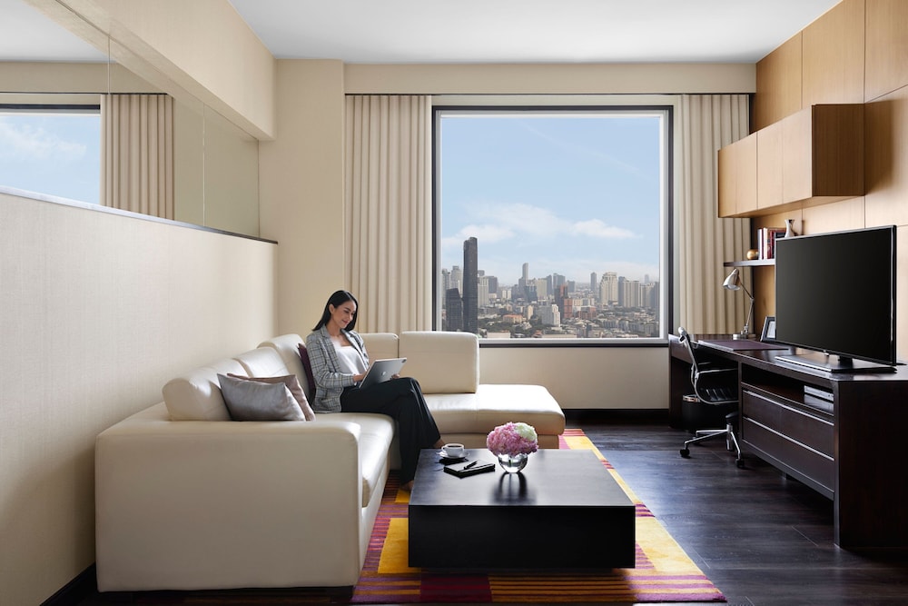 Family Suite, 1 Bedroom, City View photo 3