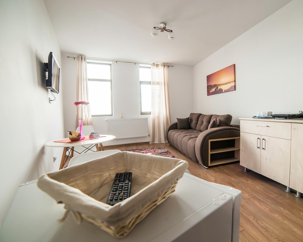 Deluxe Suite, 1 Bedroom, Non Smoking, River View photo 1