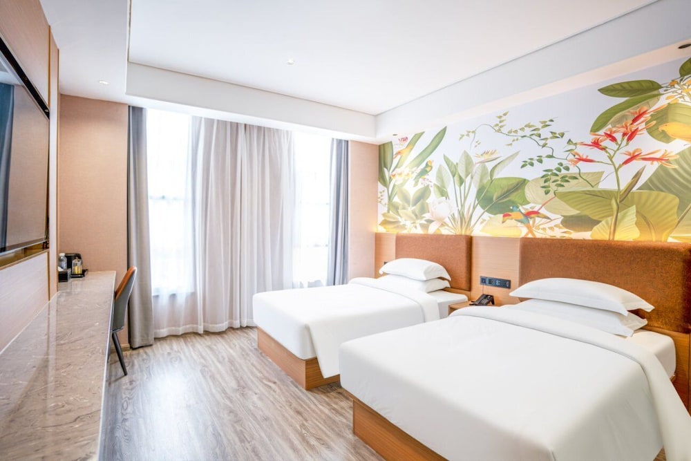 Standard Double or Twin Room, City View