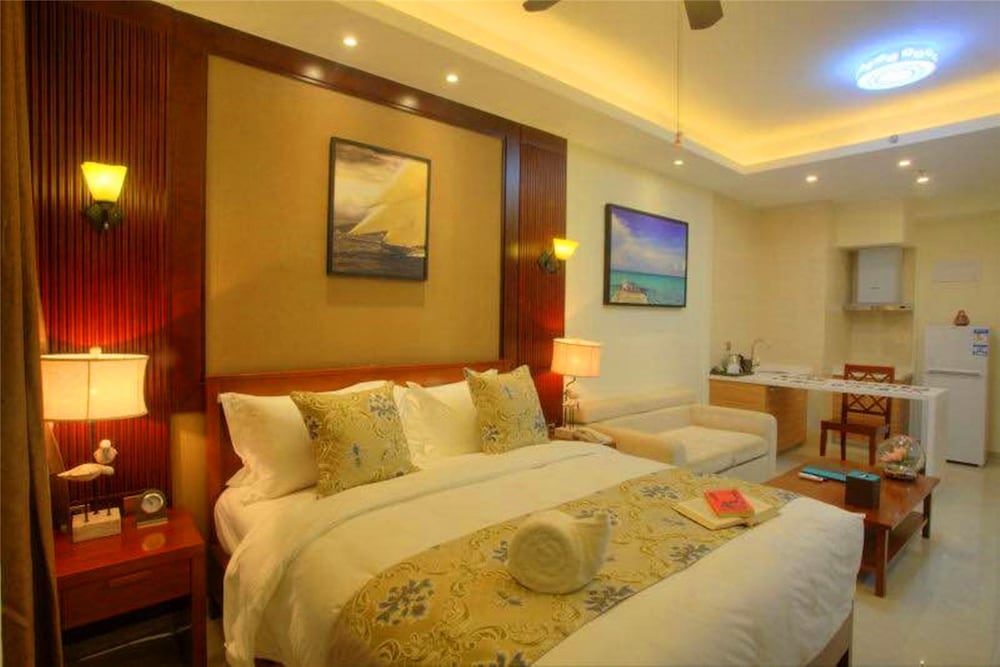 Deluxe Room, City View