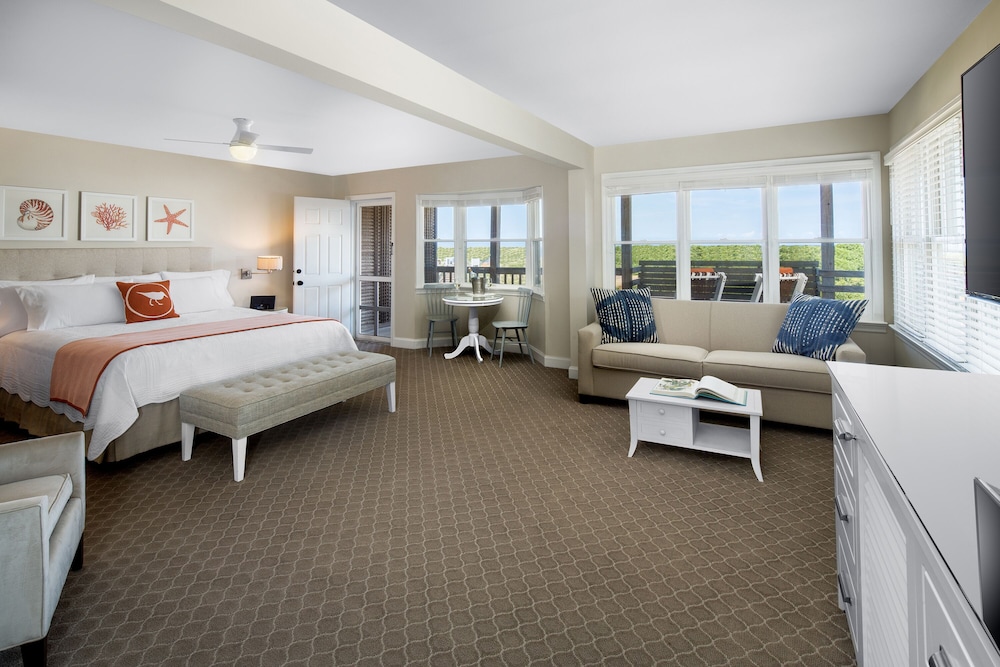 Studio, 1 King Bed with Sofa bed (Resort) - Photo 2