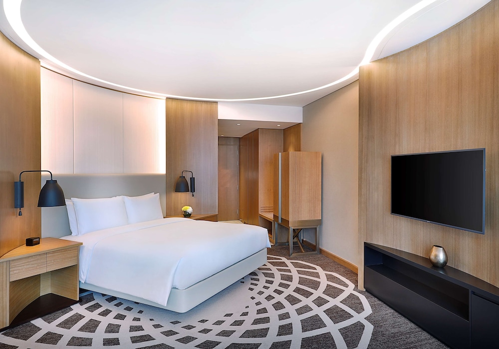 Available room