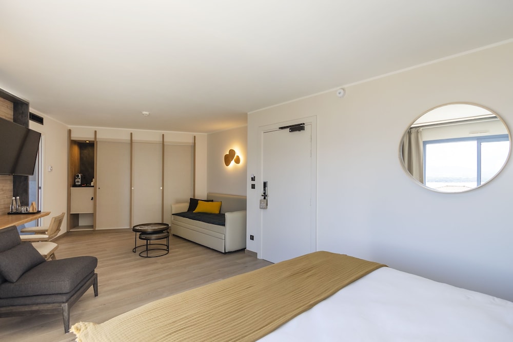 Junior Suite, Sea View photo 2