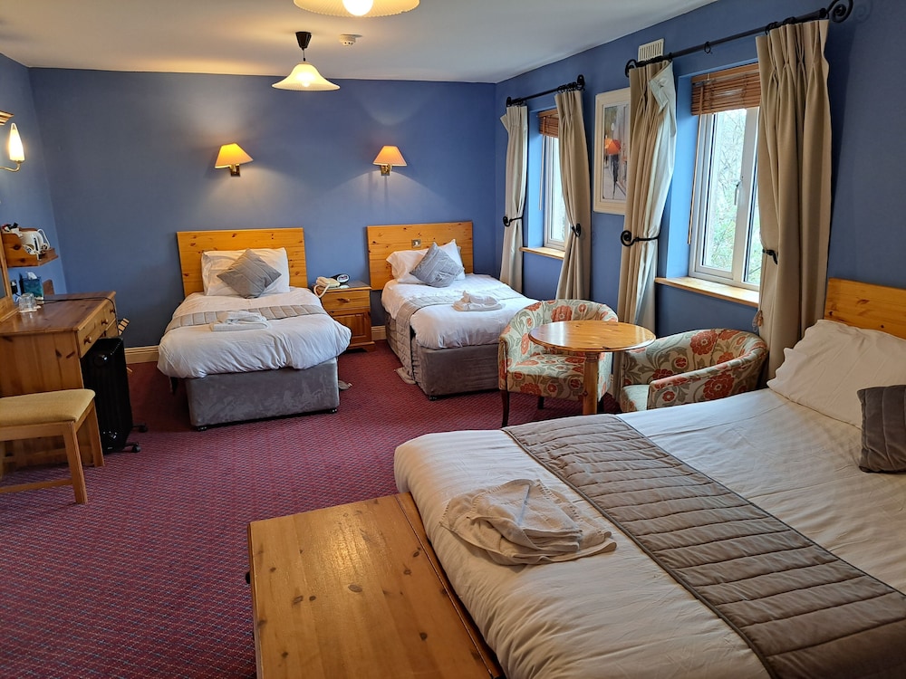 Family Room, Ensuite (Large) photo 2
