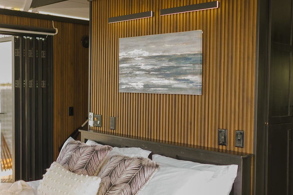Luxury Bungalow, Ocean View photo 2