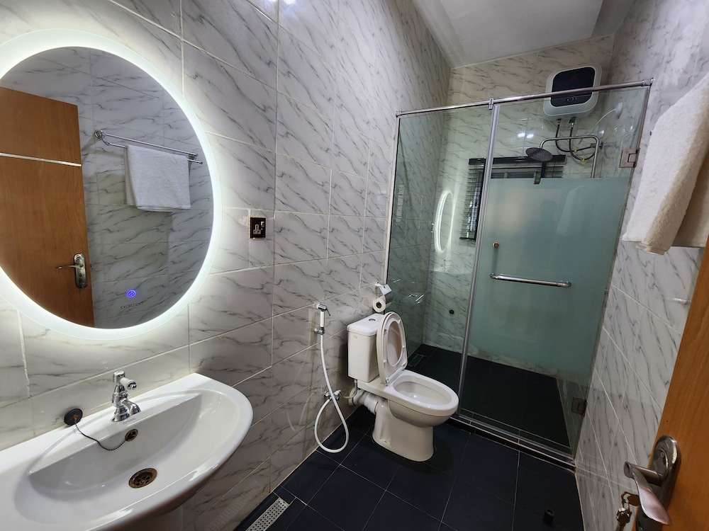 Royal Room - Photo 10