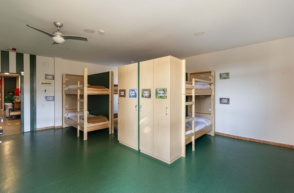 Shared Dormitory, Mixed Dorm, Shared Bathroom 8 Beds photo 3