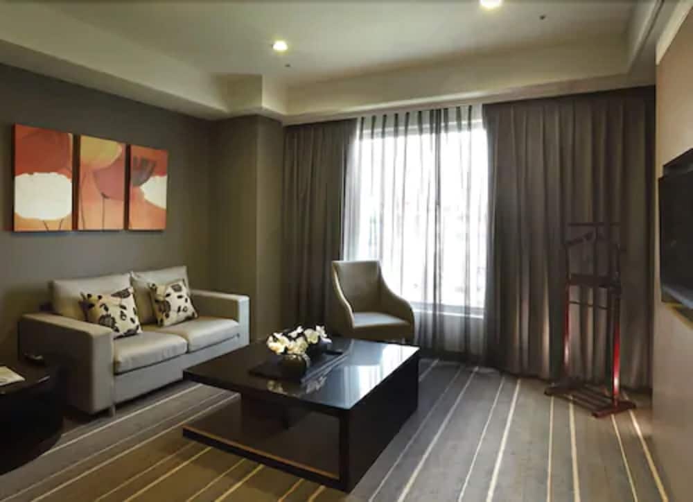 Chic Section Superior Suite photo 2