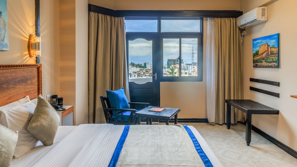 Executive Suite photo 2