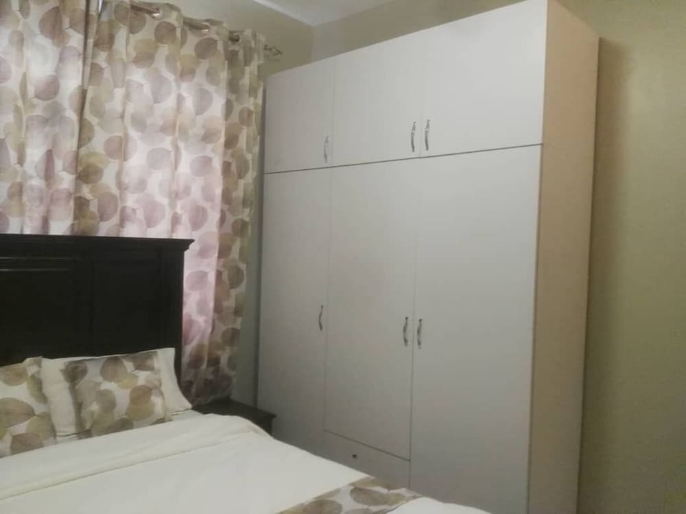 Family Apartment, 3 Bedrooms photo 3
